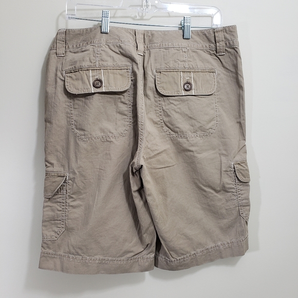 Eddie Bauer khaki Y2K cargo shorts with white stitching detail woman's size 10 - Picture 8 of 10
